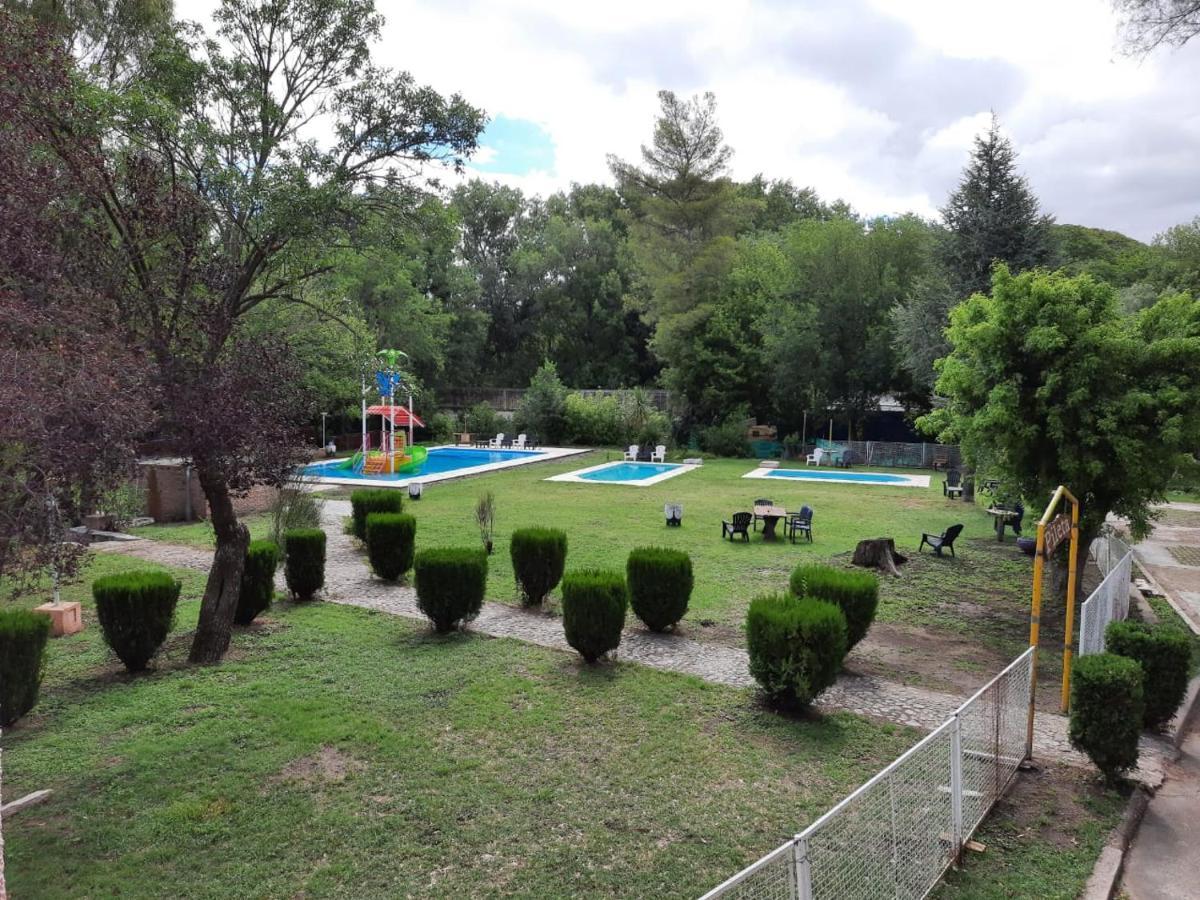 Hotel El Volcan Bagian luar foto