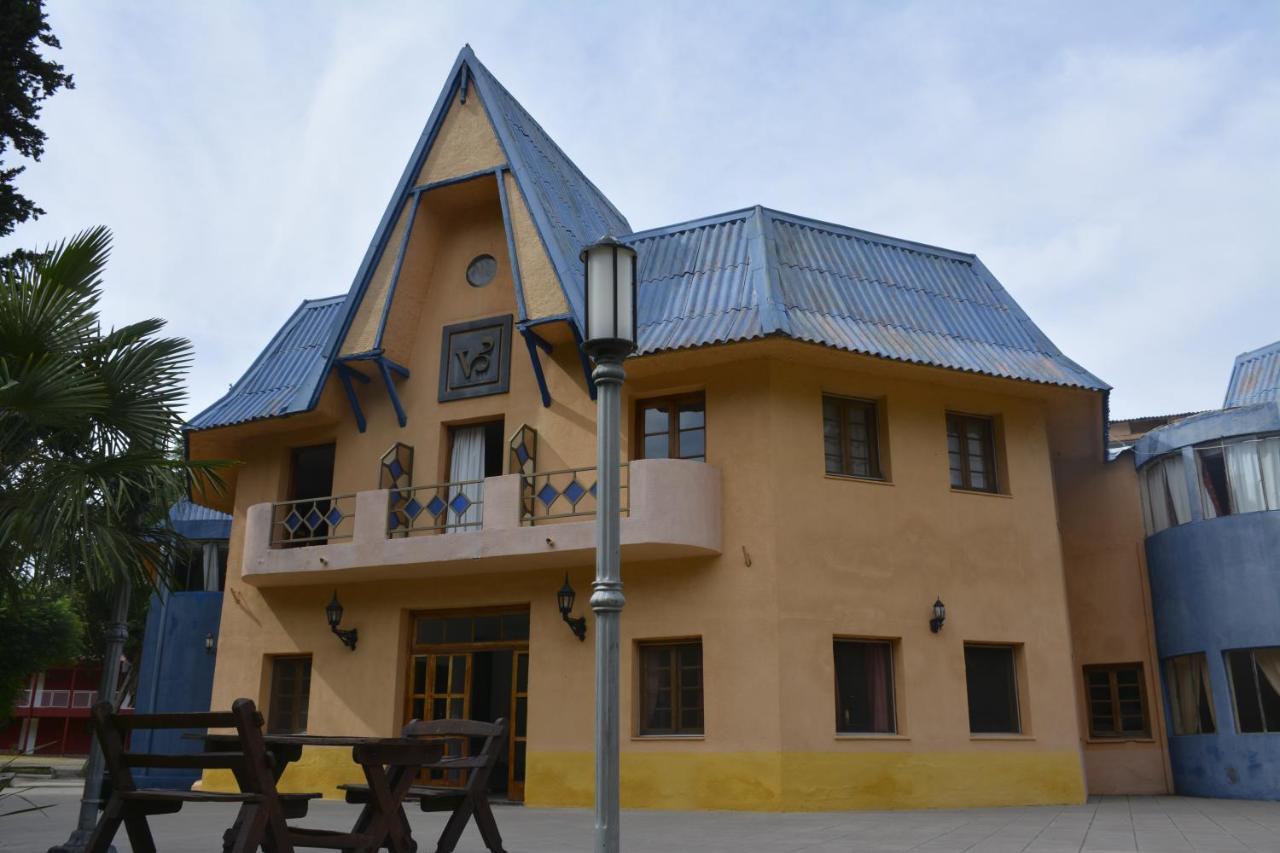 Hotel El Volcan Bagian luar foto