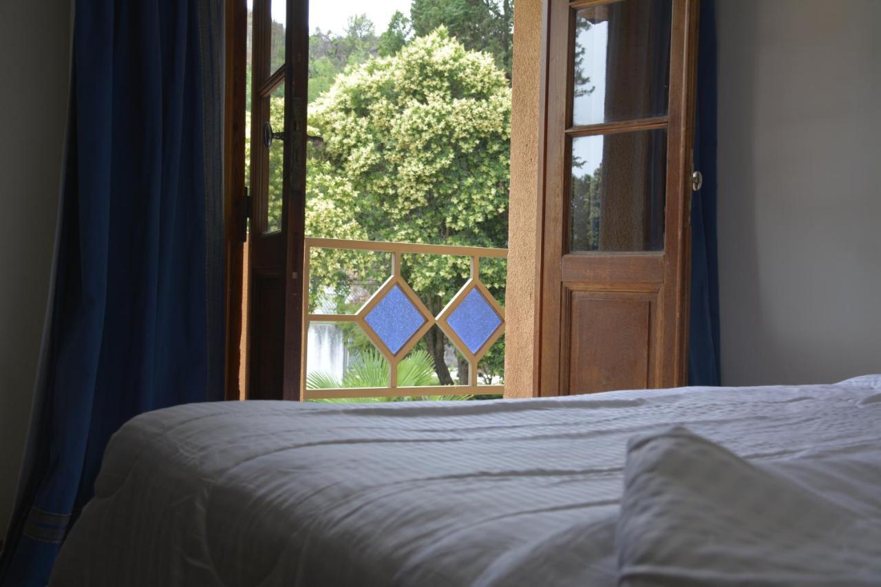 Hotel El Volcan Bagian luar foto