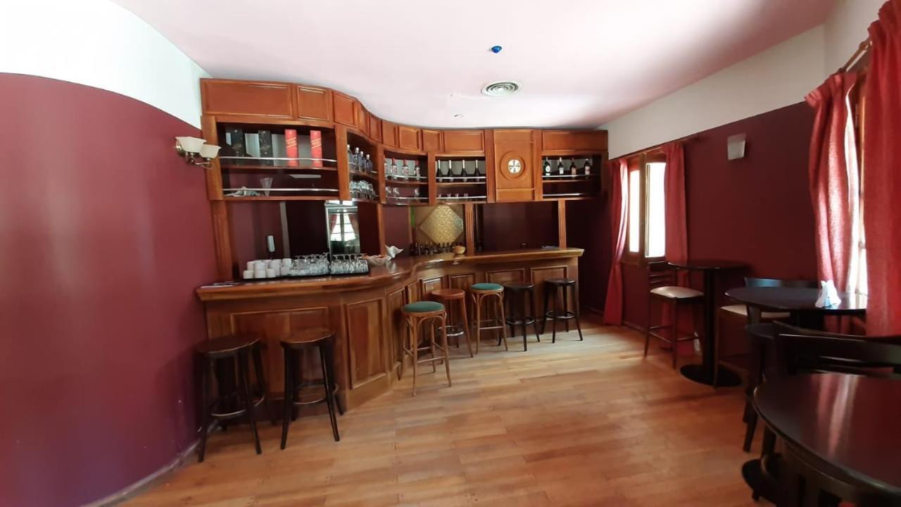 Hotel El Volcan Bagian luar foto